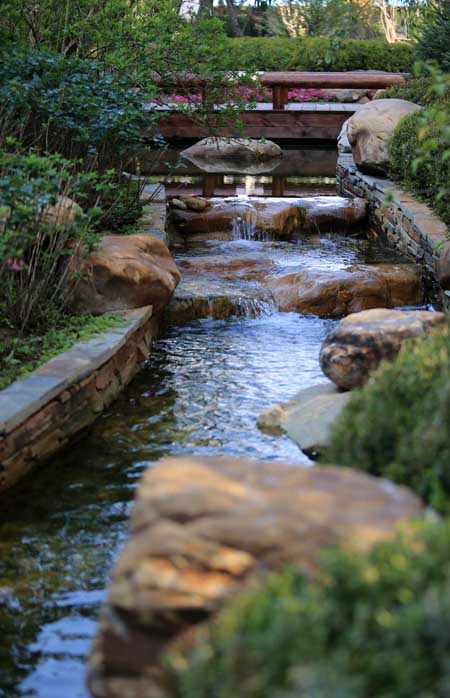 跌水實(shí)景圖